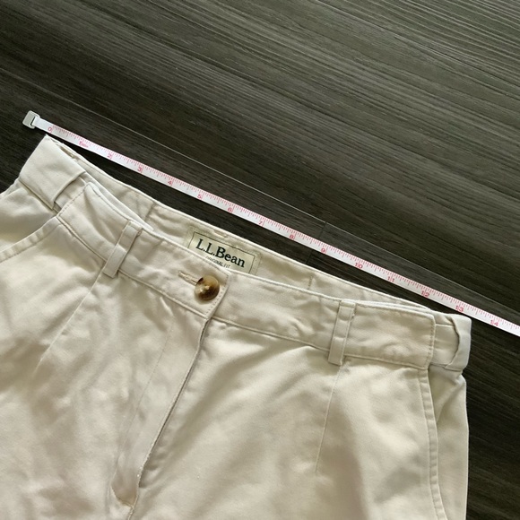 Vintage L.L. Bean High Waisted Original Fit Shorts - Picture 4 of 7